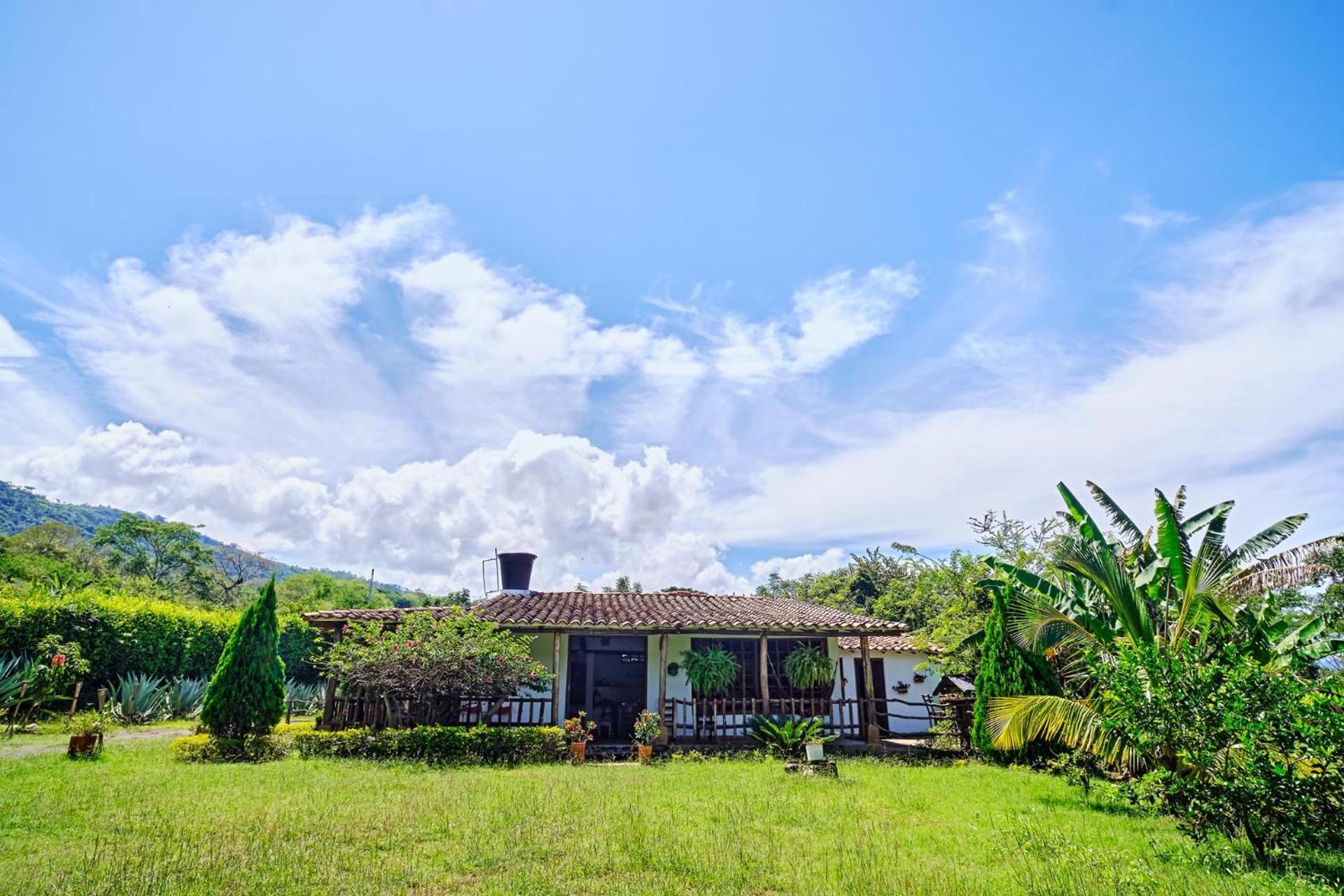 Hostal Sueno Real Campestre San Gil Exterior photo