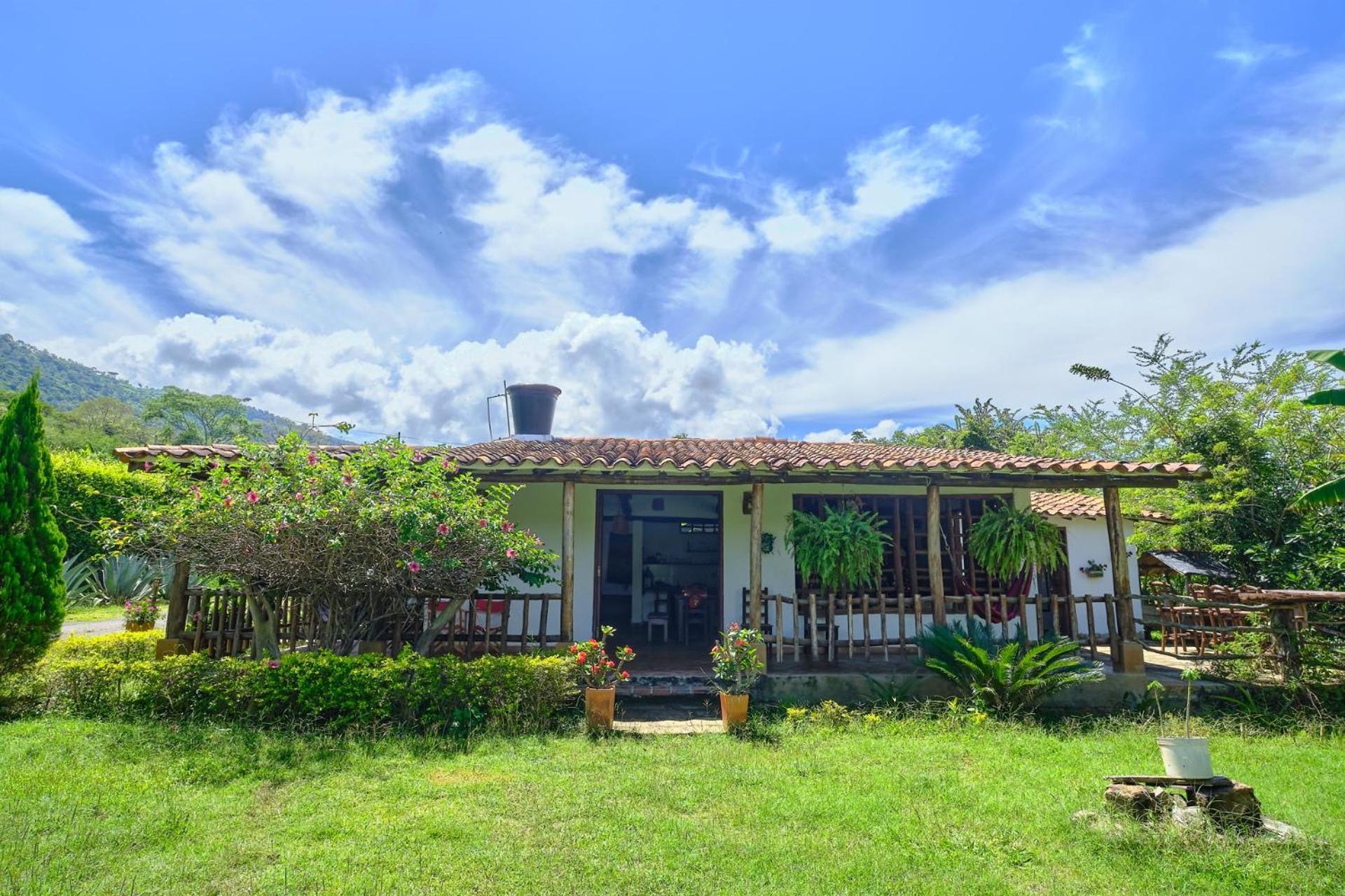 Hostal Sueno Real Campestre San Gil Exterior photo